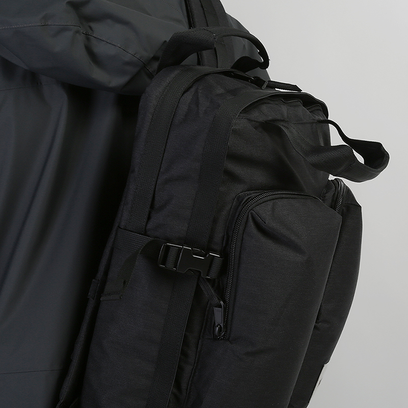  черный рюкзак The North Face Mini Crevasse 14,5L T93G8LKS7 - цена, описание, фото 2